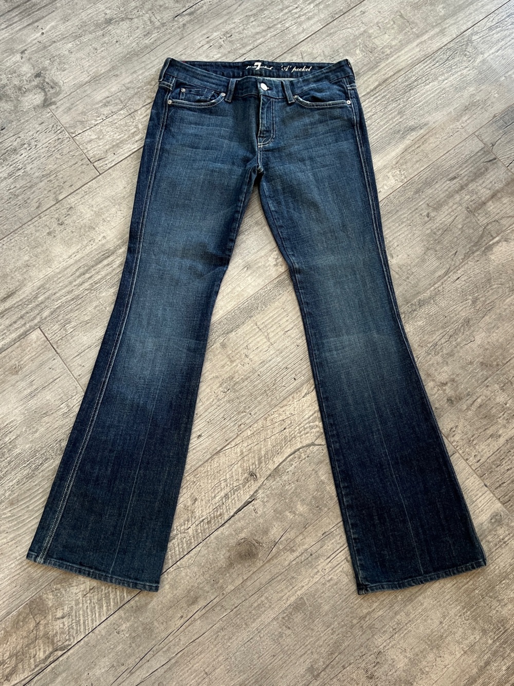 7 For All Mankind “A Pocket” Women’s Dark Blue Straight Leg w/Flare Jeans Sz 30